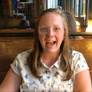 Meet your Posher, Molly